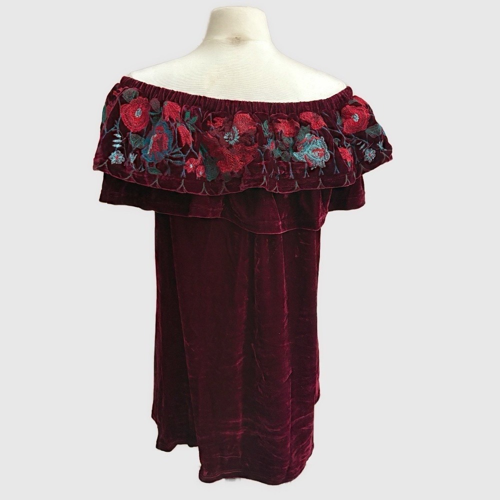 Umgee Off The Shoulder Mini Dress Sz M Velvet Floral Embroidered Milkmaid Boho - Picture 4 of 6